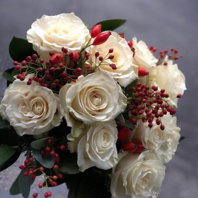 maryflor bouquet rose e bacche