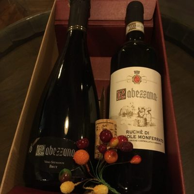 Vino Spumante Brut Rabezzana e Ruche’ di Castagnole Monferrato DOCG Rabezzana. a domicilio con cosaporto.
