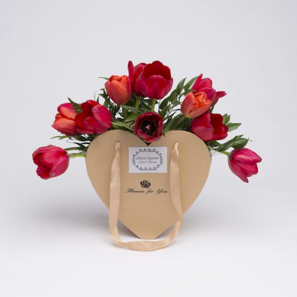 Cosaporto fiori a domicilio San Valentino.