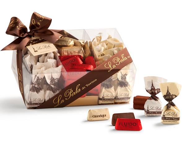 Assortimento di tartufi e giandujotti la perla e cosaporto