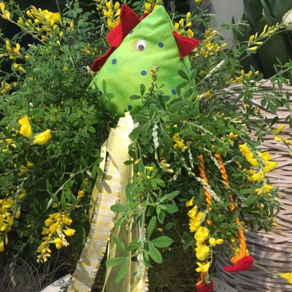 Pianta fiorita con gallina decorativa de il fiorile a domicilio con dev-beliven.cosaporto.it