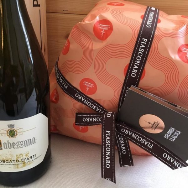 Moscato e Colomba Enoteca Rabezzana a domicilio con cosaporto.