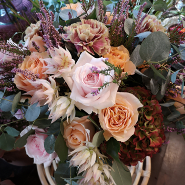 consegna a domicilio bouquet abigail coral cosaporto