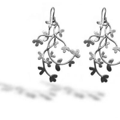 orecchini agapanthus rametto argento. a domicilio con cosaporto.