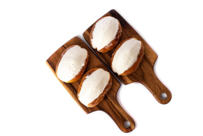 Box Maritozzi grandi alla panna e lievitati caffè roscioli a domicilio con cosaporto