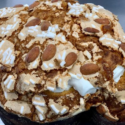 Colomba filled with Gelato Buontalenti  home delivered in London with cosaporto.co.uk