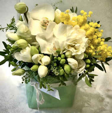 Elegante composizione Eredi Bagatin festa donna Cosaporto