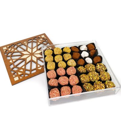 Praline in arabesque box large Maison Samadi