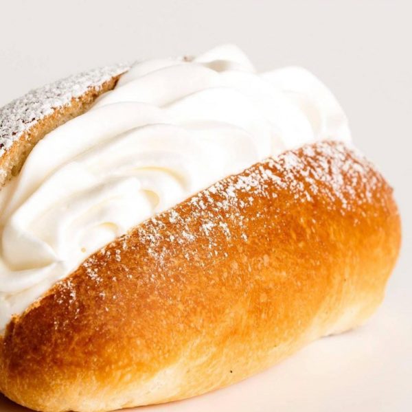 maritozzi-alla-panna-Bompiani_