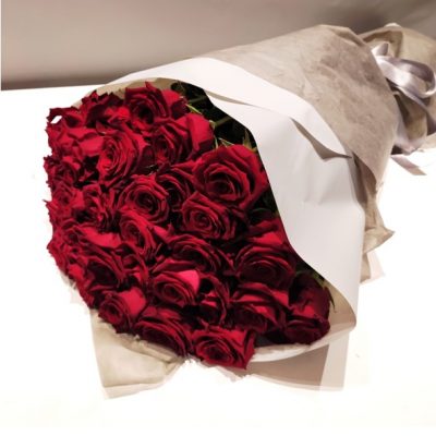 mazzo-rose-rosse-ciaffoni-cosaporto