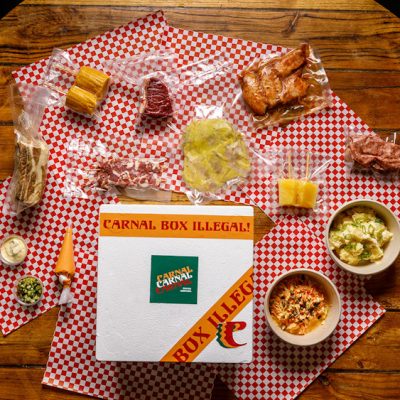 Box BBQ di Carnal di Roy Caceres a domicilio con cosaporto