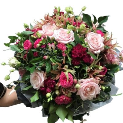 Bouquet misto rosa Fiorile Firenze consegna a domicilio con Cosaporto