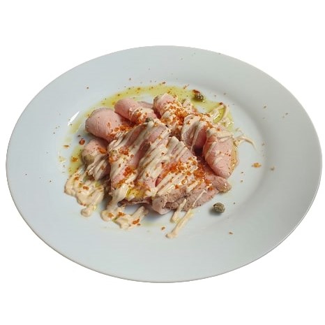 Vitello, salsa tonnata, pane alla paprika e olio al prezzemolo Golinos consegna a domicilio con Cosaporto