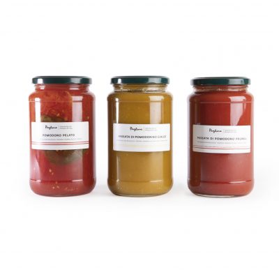 barattoli di pomodoro paglione