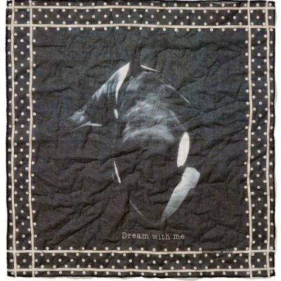 fazzoletto in voile di cotone stampato orca di Massimo Alba