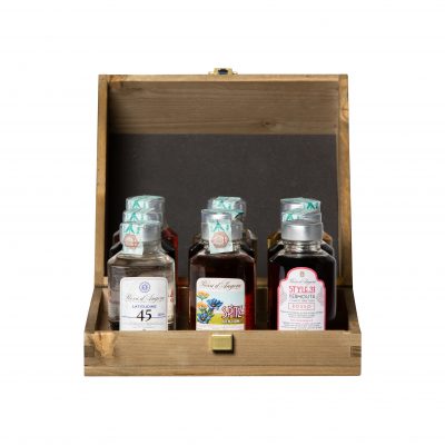 Box "Dall'Aperitivo al Digestivo" Rossi d'Angera consegna a domicilio con Cosaporto