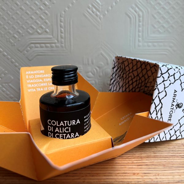 Colatura di alici di Cetara riserva 2017 “Armatore” - 50g Casadora Pasta e Bottega consegna a domicilio con dev-beliven.cosaporto.it