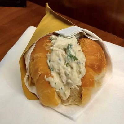 Cornetto Salato Insalata di Pollo - 150g MCR Il Cornetto Matteo Insegno e Fabio Sardella consegna a domicilio con dev.cosaporto.it Salato