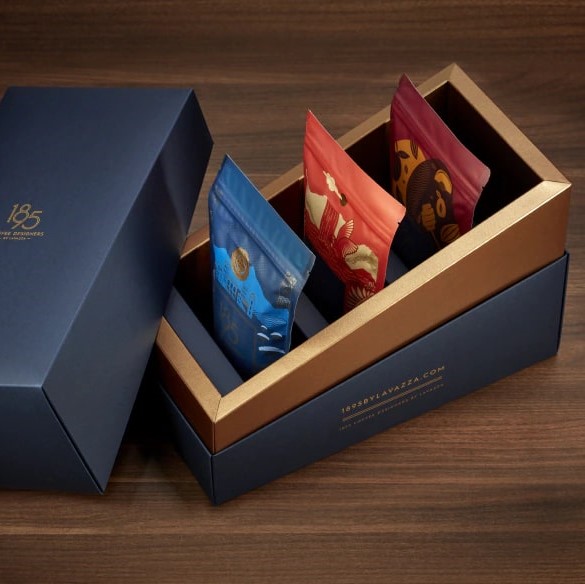 Gift Box Discovery Collection 1895 by Lavazza consegna a domicilio con Cosaporto