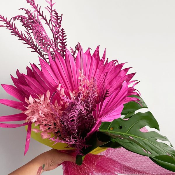 Mazzo di Fiori Secchi I Love You Baby Fiori cuori & Veleno consegna a domicilio con cosaporto