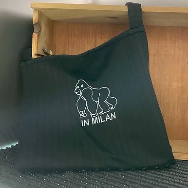 Grembiule Bragard della Brigata dello Chef Bottega Urbana EF con Felix Lo Basso consegna a domicilio con Cosaporto