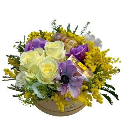 Scatola Mimosa e Macarons Eredi Bagatin consegna a domicilio con cosaporto