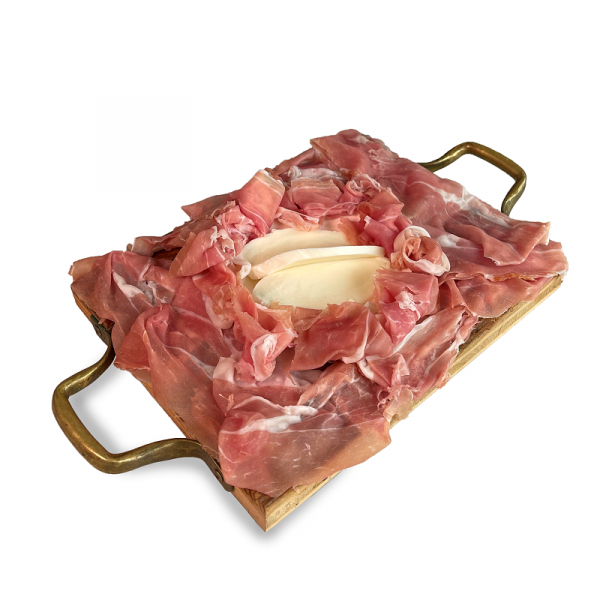 Tagliere Crudo & Mozzarella di Bufala Masseria consegna a domicilio con Cosaporto