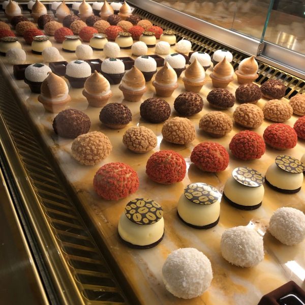 Selezione di Mignon Velo consegna a domicilio con Cosaporto