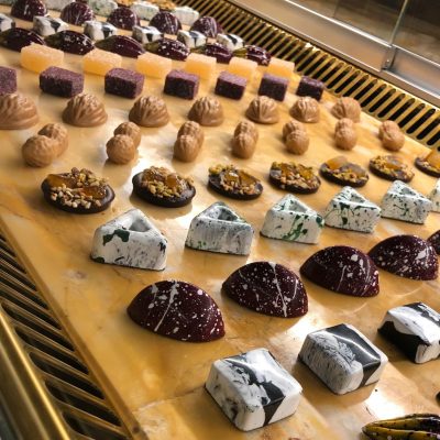 Selezione di Cioccolatini & Gelatine Velo consegna a domicilio con Cosaporto