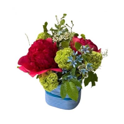 Composizione di Fiori Freschi con Peonie Coral consegna a domicilio con cosaporto